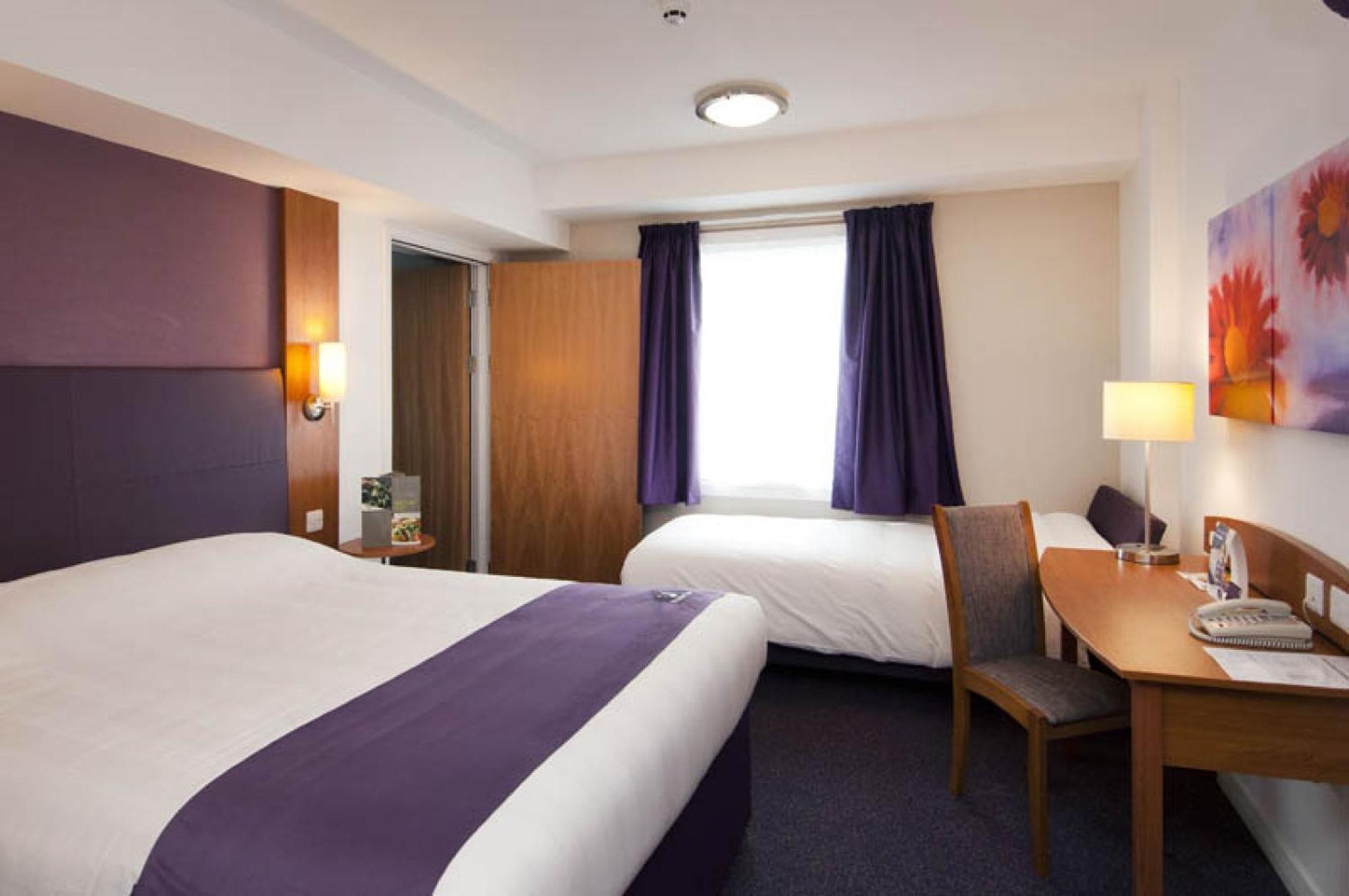 Premier London Gatwick Airport - A23 Airport Way